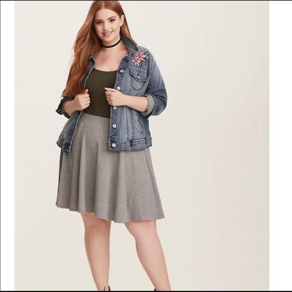 Torrid Gray Ribbed Knot High Waist Skater Skirt - 2X